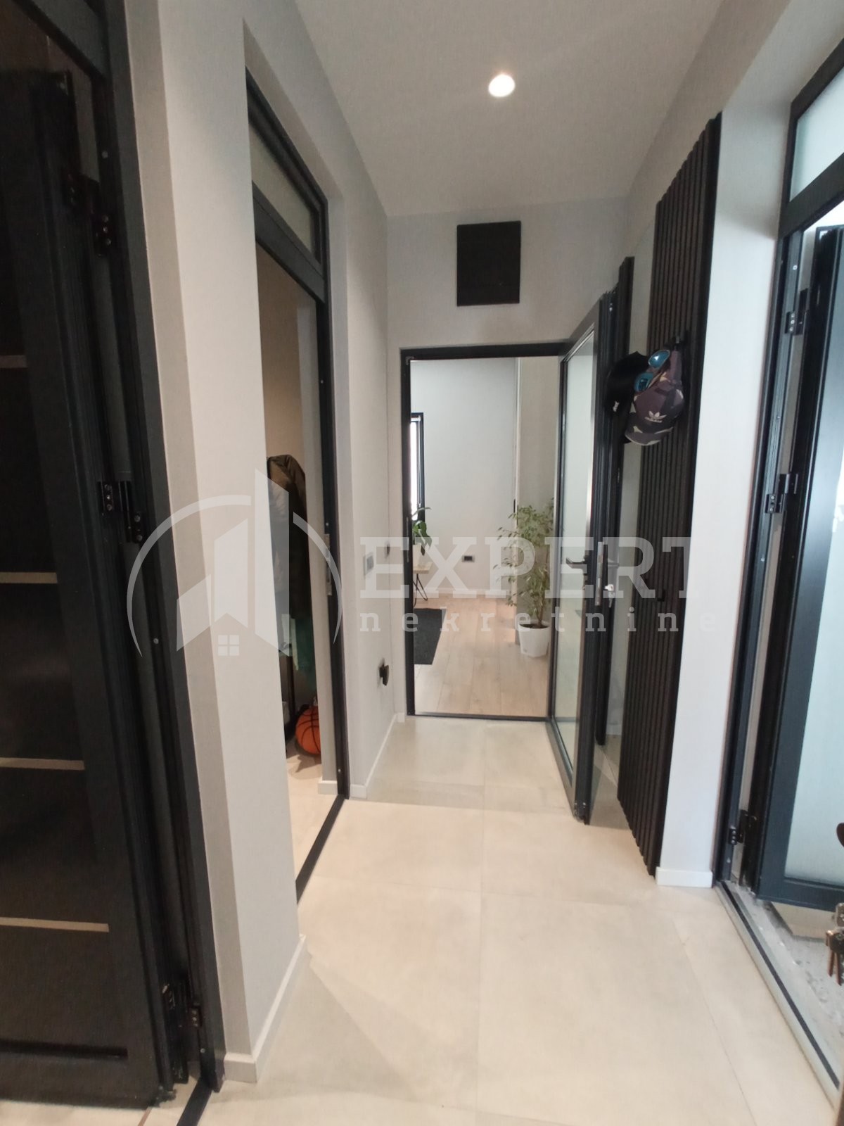 Lokal, 70 m2, Duvanište, Radoja Dakića ID: i-014239 9