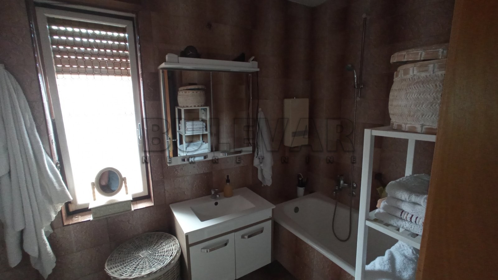 četvorosobna kuća, 360 m2, Centar, Mlinska ID: p-014240 14