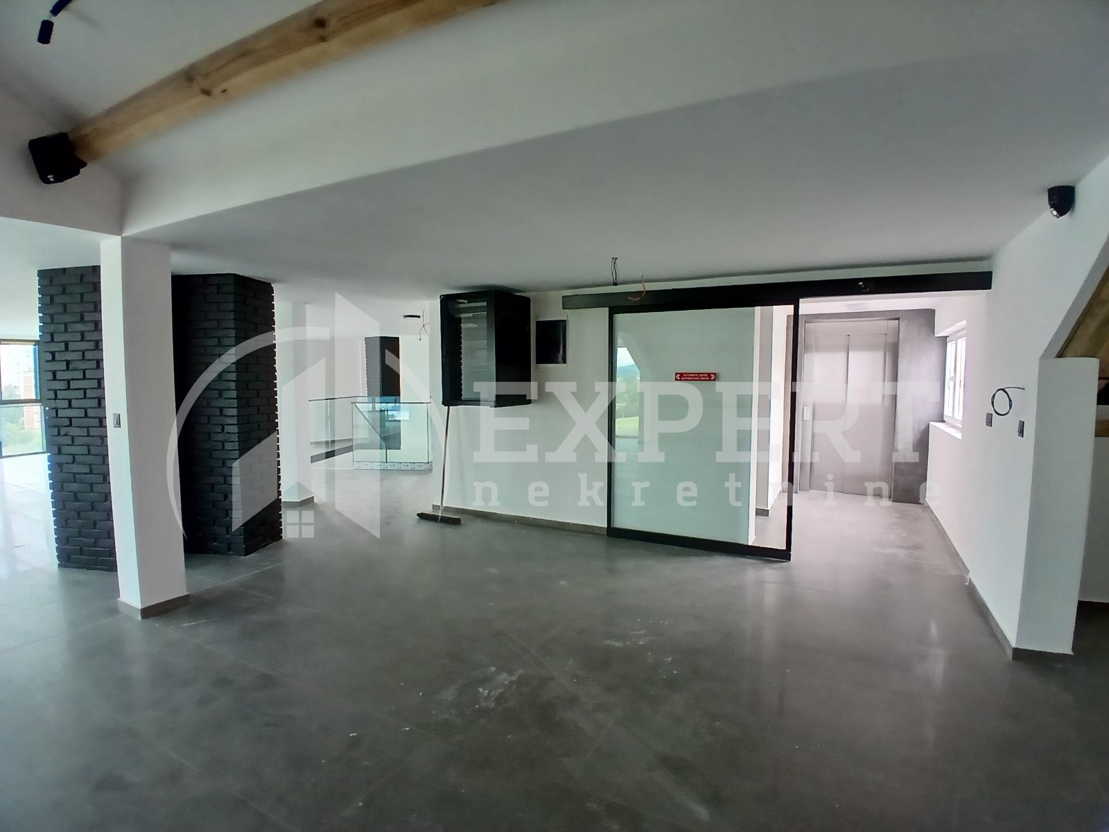 Lokal, 460 m2, Medijana, Pantelejska ID: i-014197 10