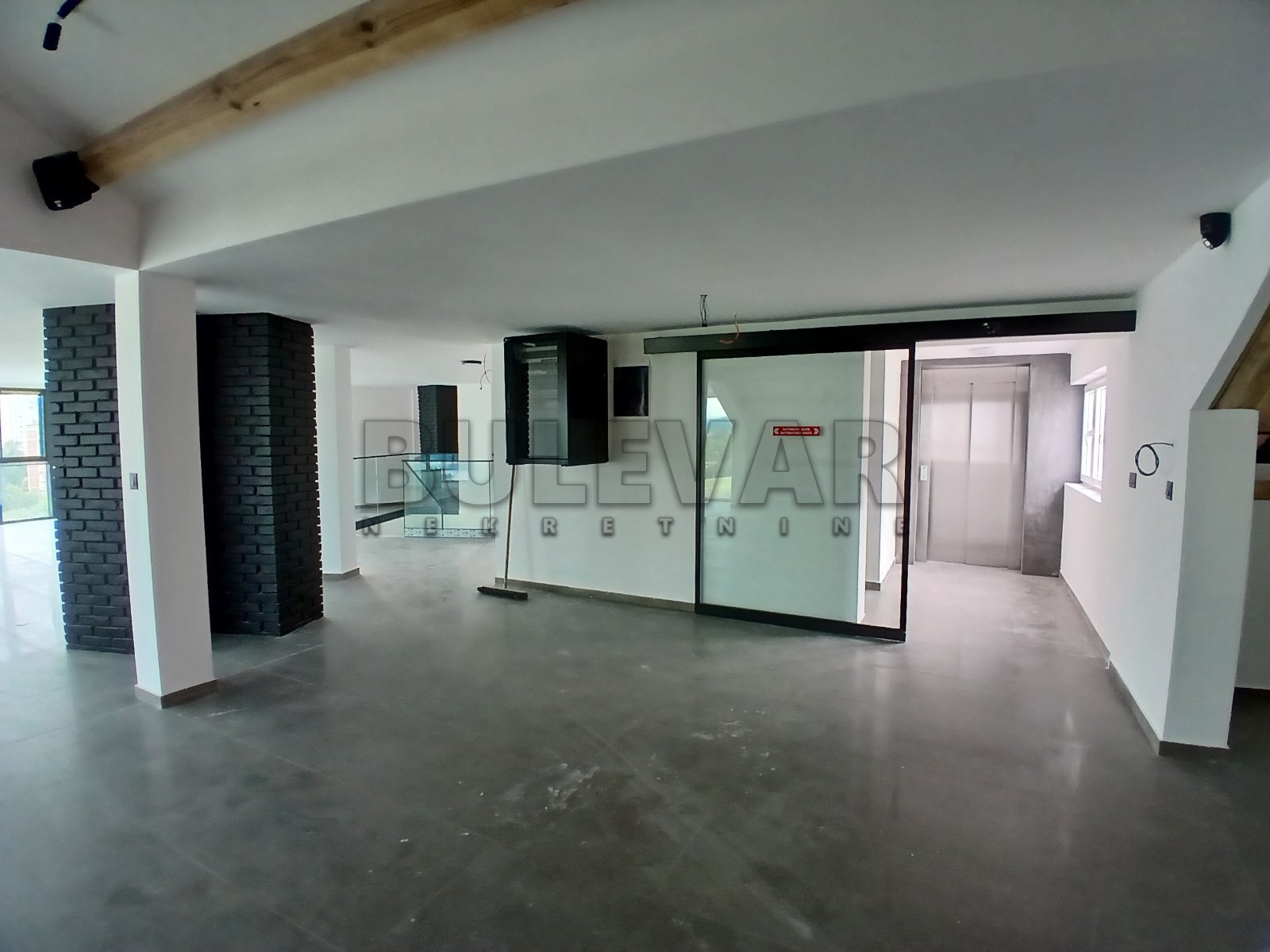 Lokal, 460 m2, Medijana, Pantelejska ID: i-014197 10