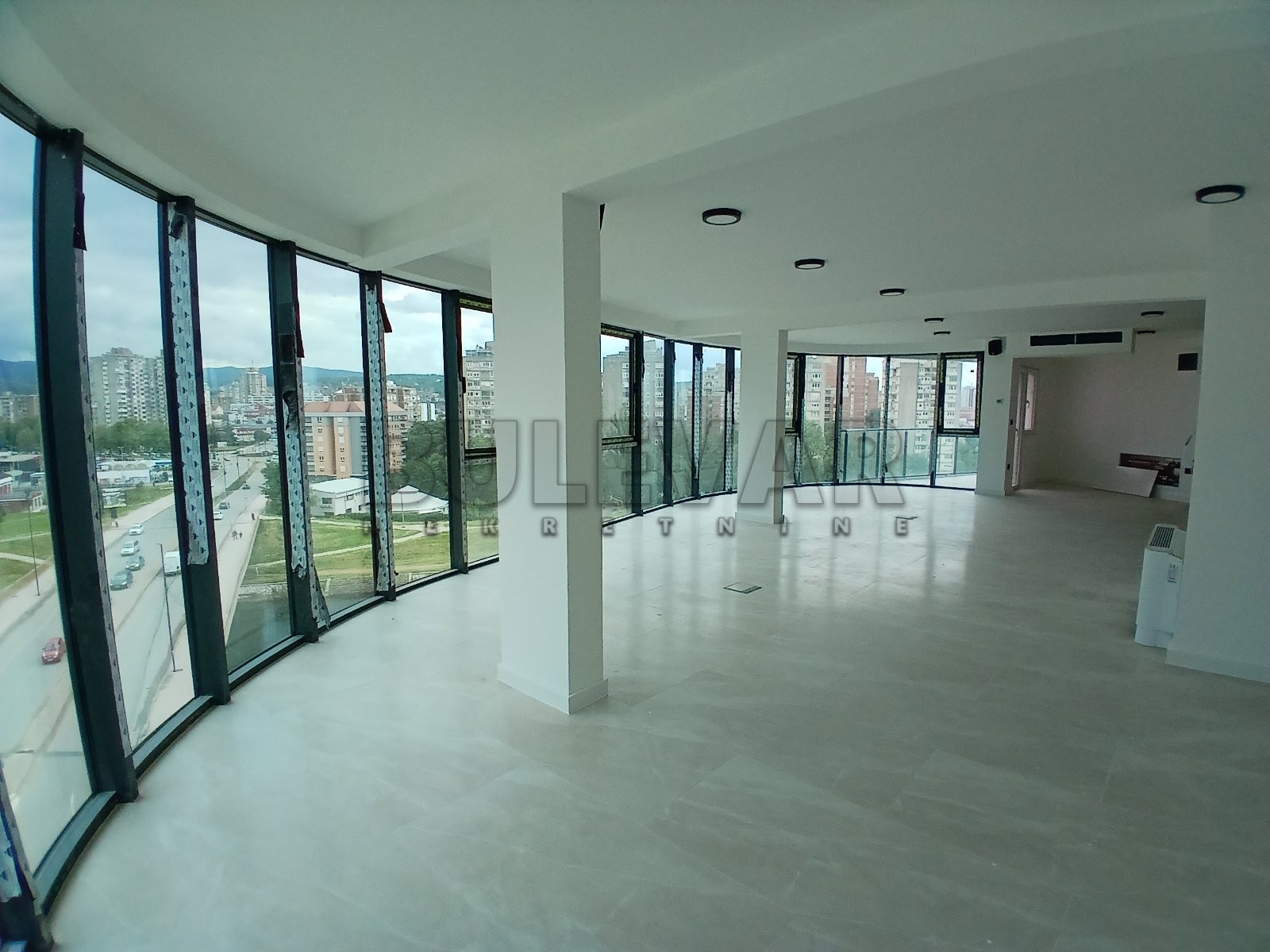 Lokal, 460 m2, Medijana, Pantelejska ID: i-014197 16