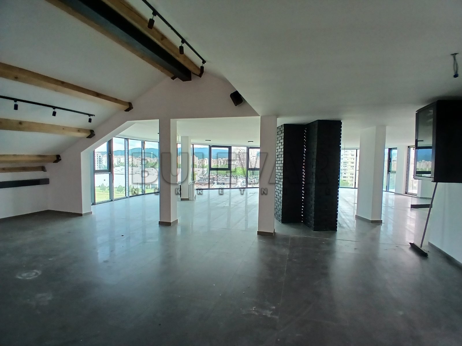 Lokal, 460 m2, Medijana, Pantelejska ID: i-014197 3