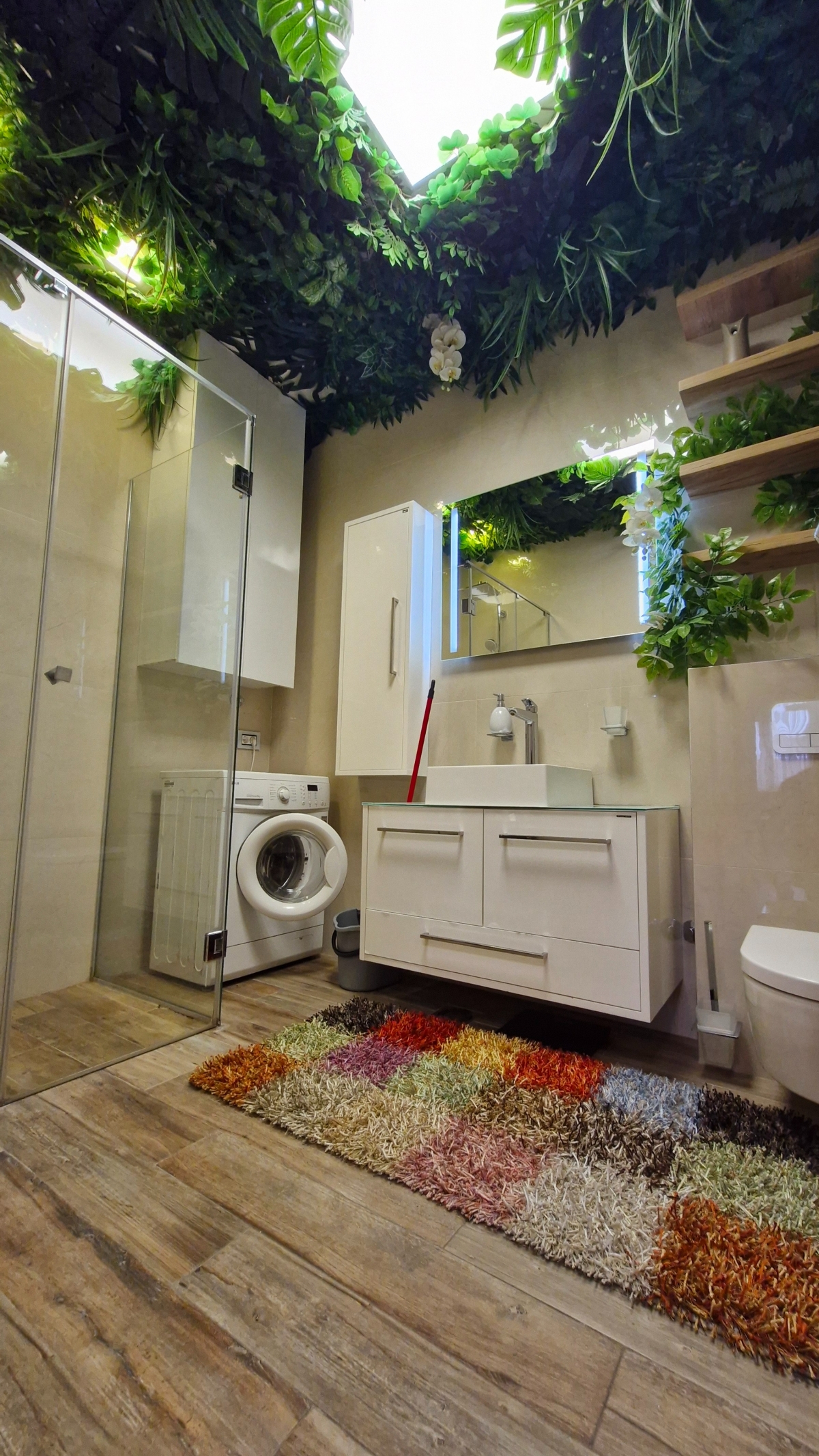 Izdavanje Lux stan  parking  cena sa troškovima 4