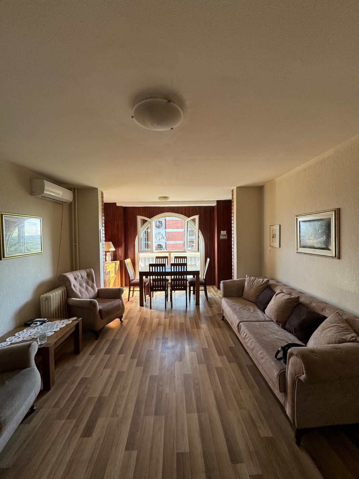 Prelep stan Vidikovac 85m2 uknjizen 2