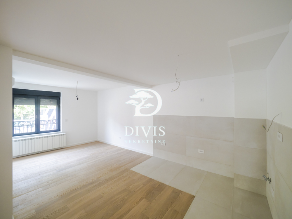 Nov 6 0 stan sa dvorištem  Dunavska  Dorćol  269m2 2