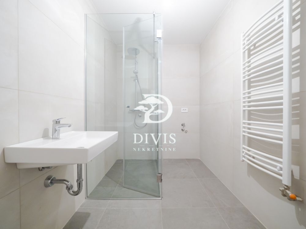 Nov 6 0 stan sa dvorištem  Dunavska  Dorćol  269m2 3