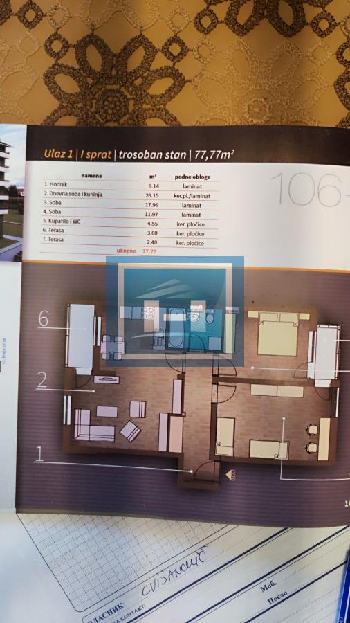 Stan visokog komfora sa garažom u centru grada 33