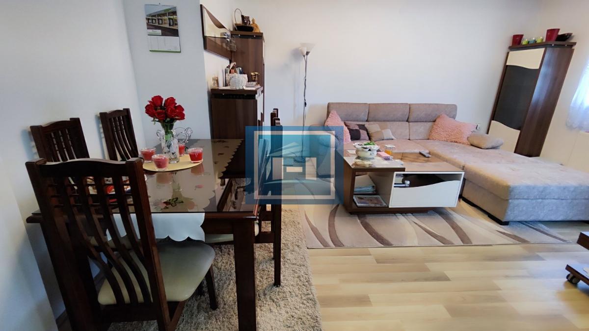 Stan visokog komfora sa garažom u centru grada 34