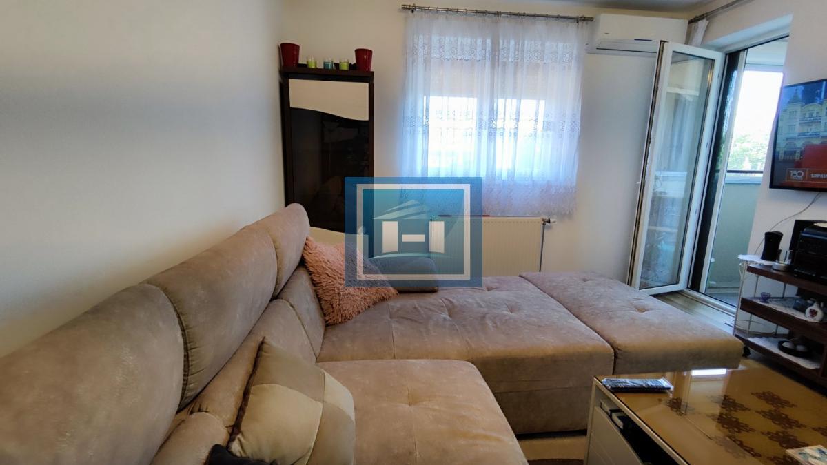 Stan visokog komfora sa garažom u centru grada 5