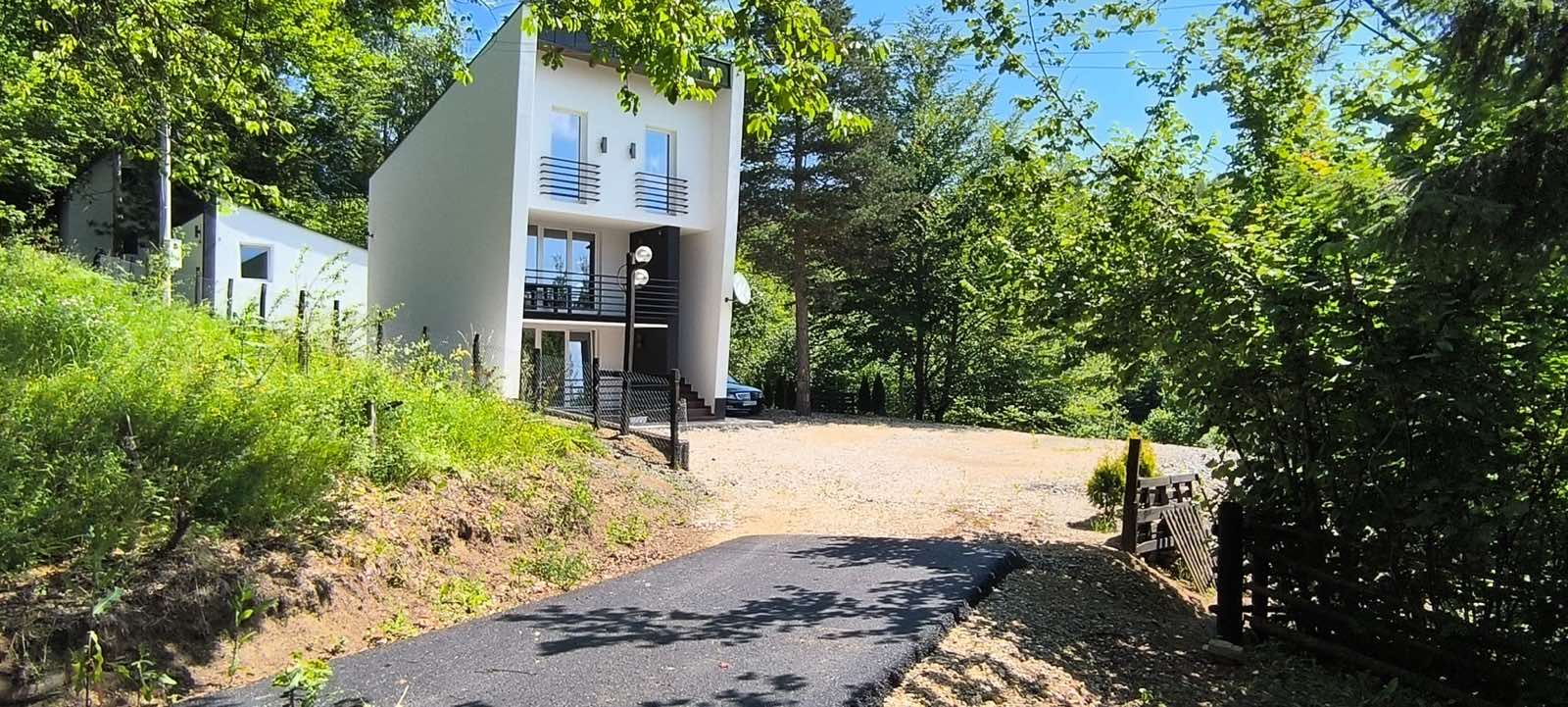 Zlatibor   Moderna kuća sa dodatnom stambenom jedinicom  Zova  plac 600 m²  1