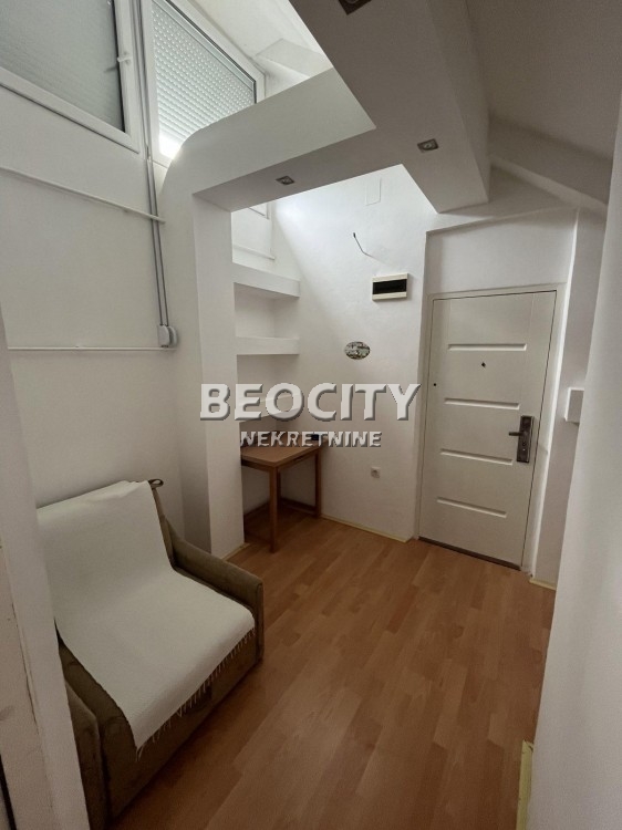 Jednosoban stan, 33 m2, Novo naselje, Bulevar Jovana Dučića ID: 119731 2