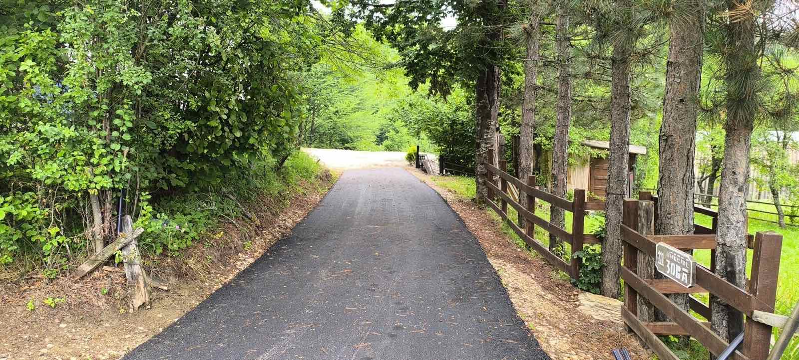 Zlatibor   Moderna kuća sa dodatnom stambenom jedinicom  Zova  plac 600 m²  2