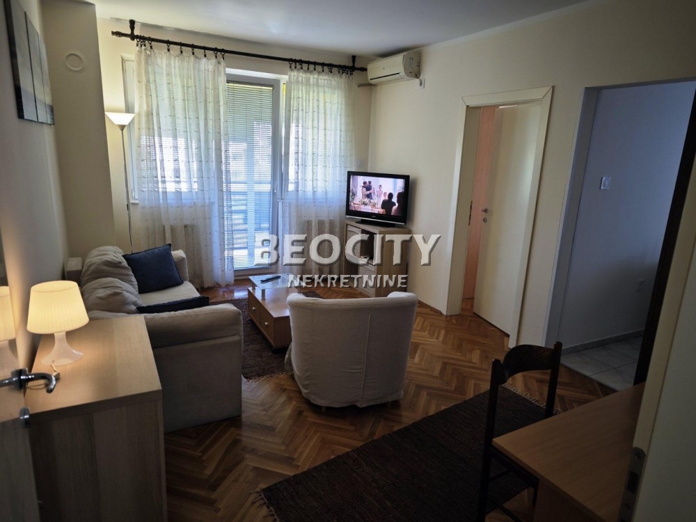 Dvosoban stan, 43 m2, Grbavica, Alekse Šantića ID: 118940 2