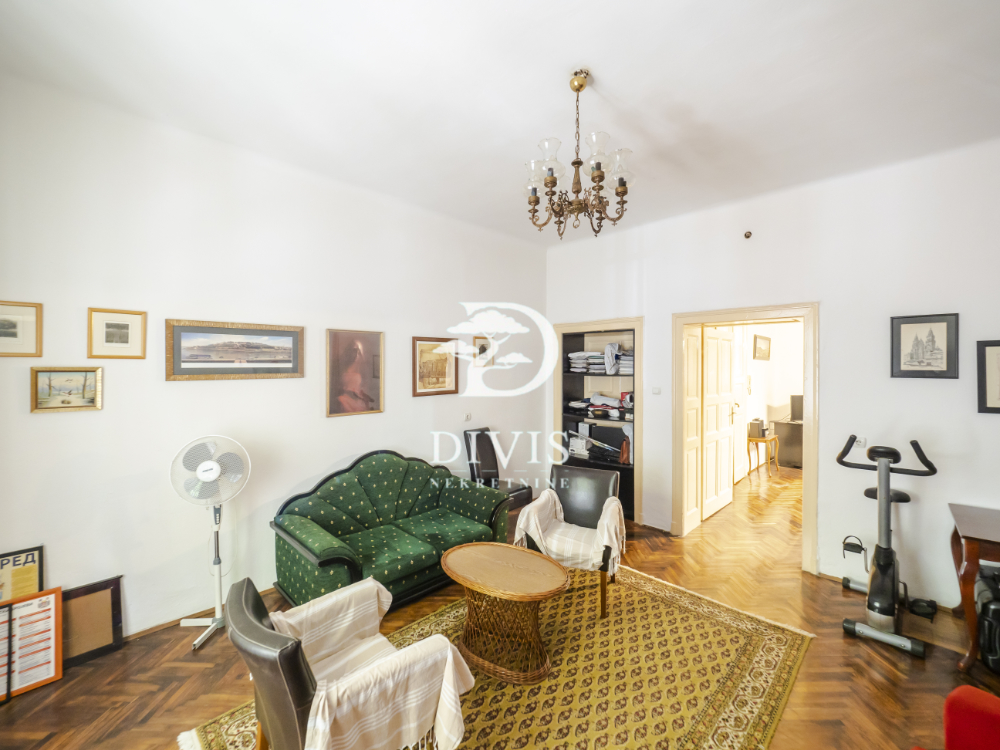 Prodajemo odličan 3 5 stan  91m2  kod Politike 5