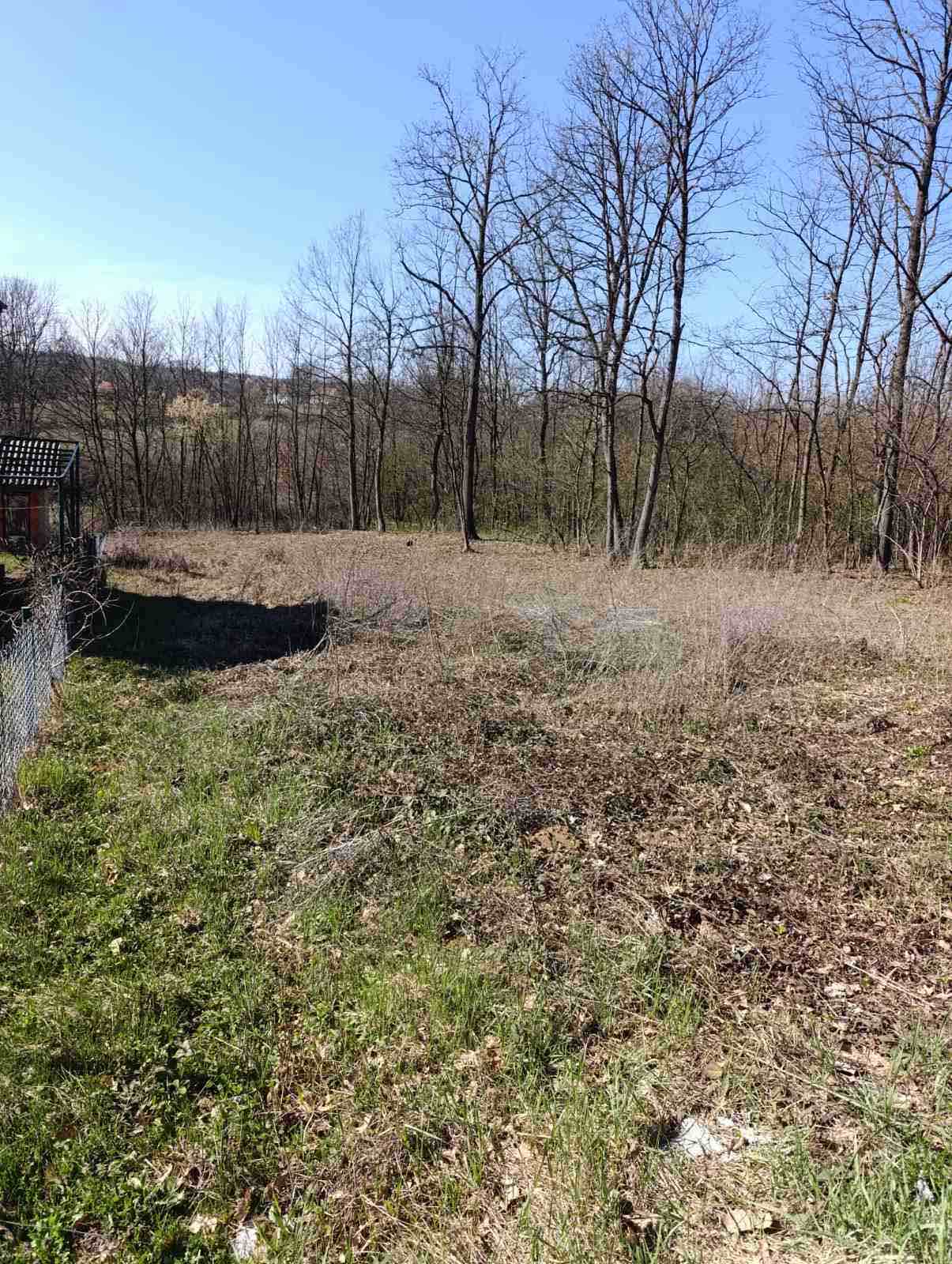 Prodajem zemljiste u Vrbovnu Lazarevac 3