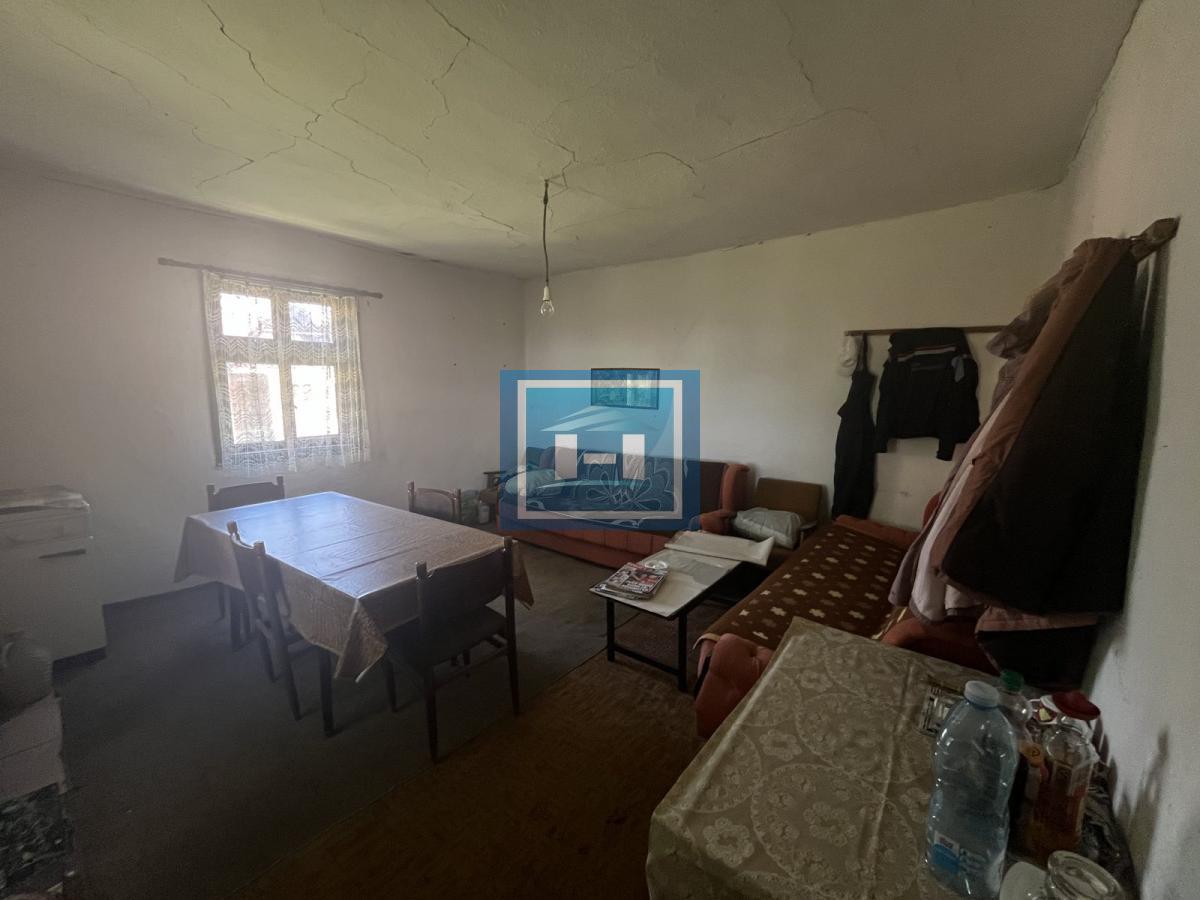 Domaćinstvo i kuća Majur 9