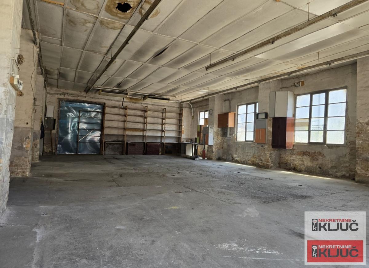 FUTOG IZDAJE SE HALA ZA MAGACIN ILI LAKU PROIZVODNJU 8