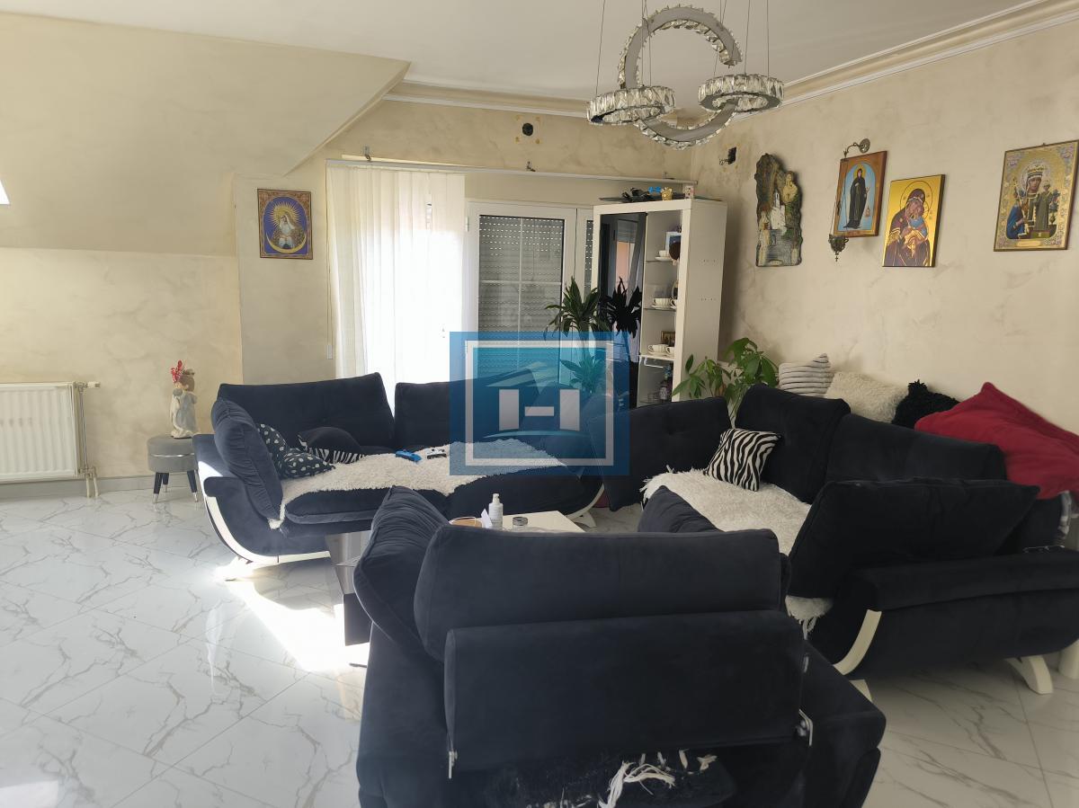 Idealno za preduzetnike – Kuća sa halom i vagom do 60 tona! 22