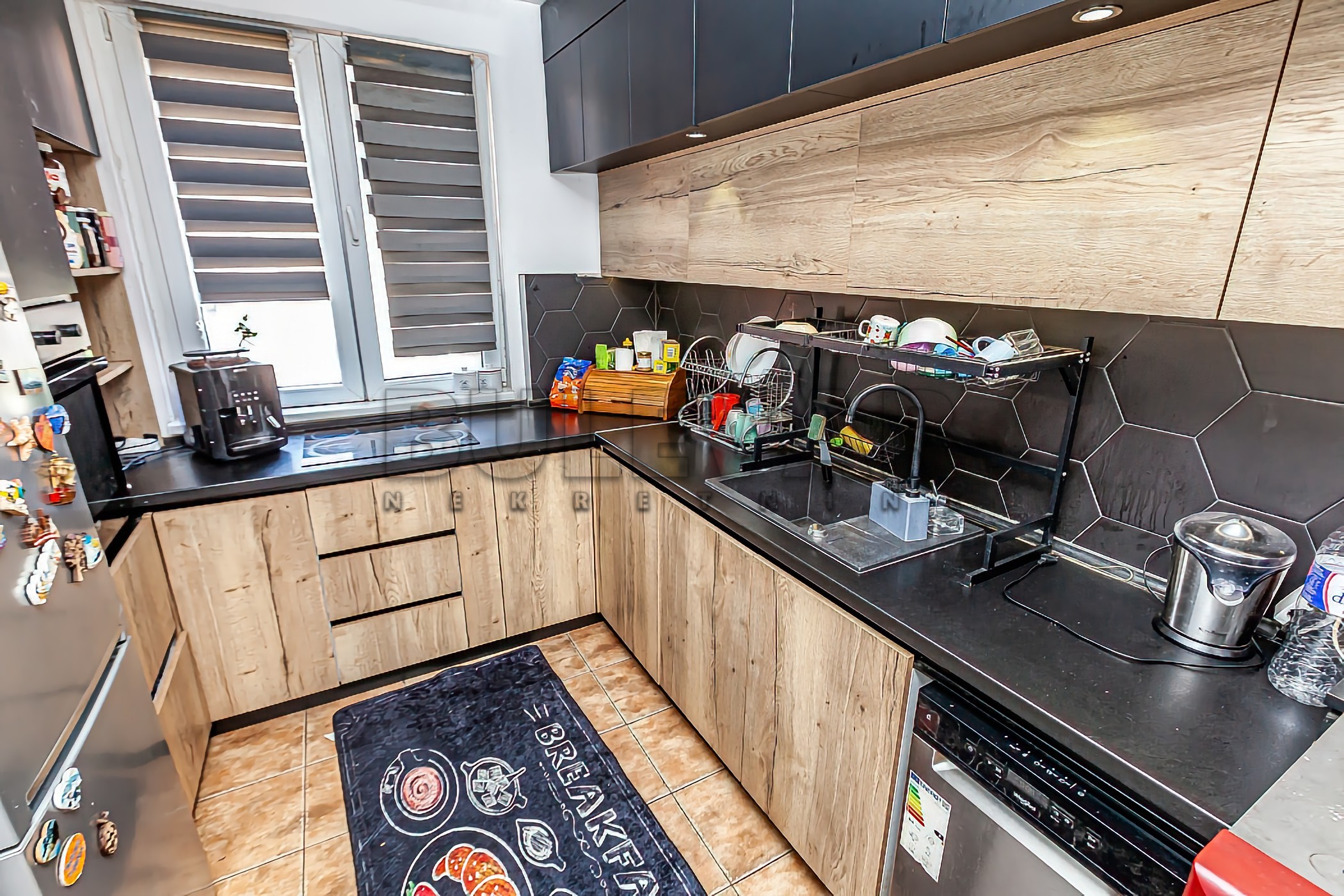 četvorosoban stan, 97 m2, Medijana, Kozaračka ID: p-014322 8