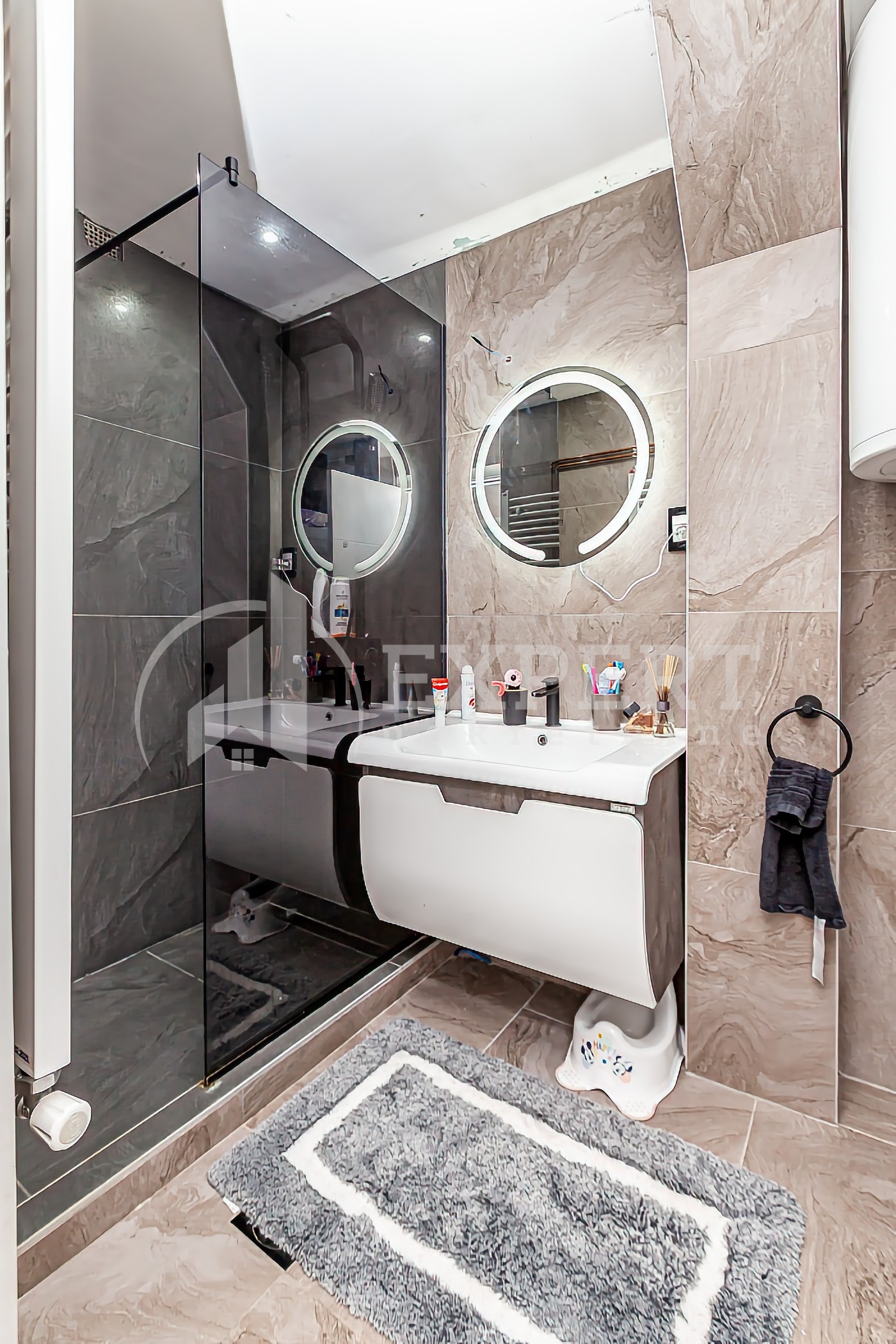 četvorosoban stan, 97 m2, Medijana, Kozaračka ID: p-014322 11