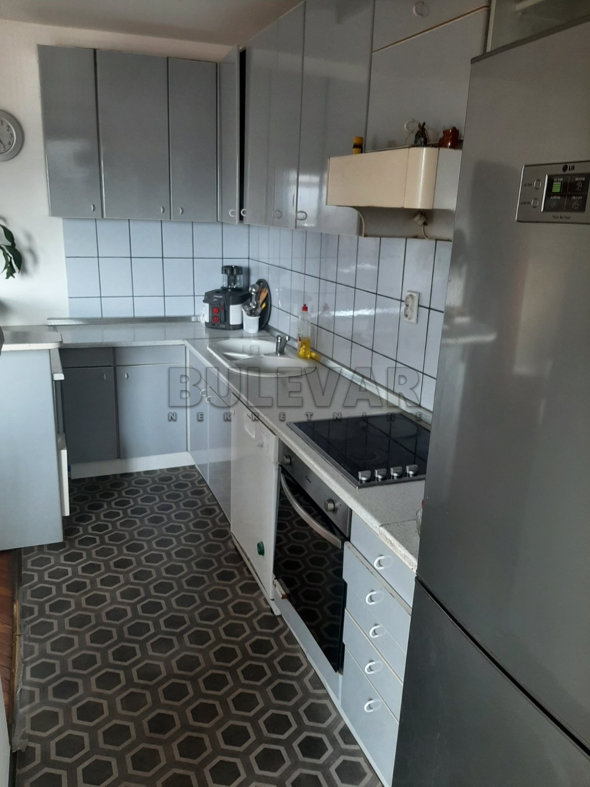 Dvosoban stan, 79 m2, Bulevar Nemanjića, Bulevar Nemanjića ID: i-014320 6