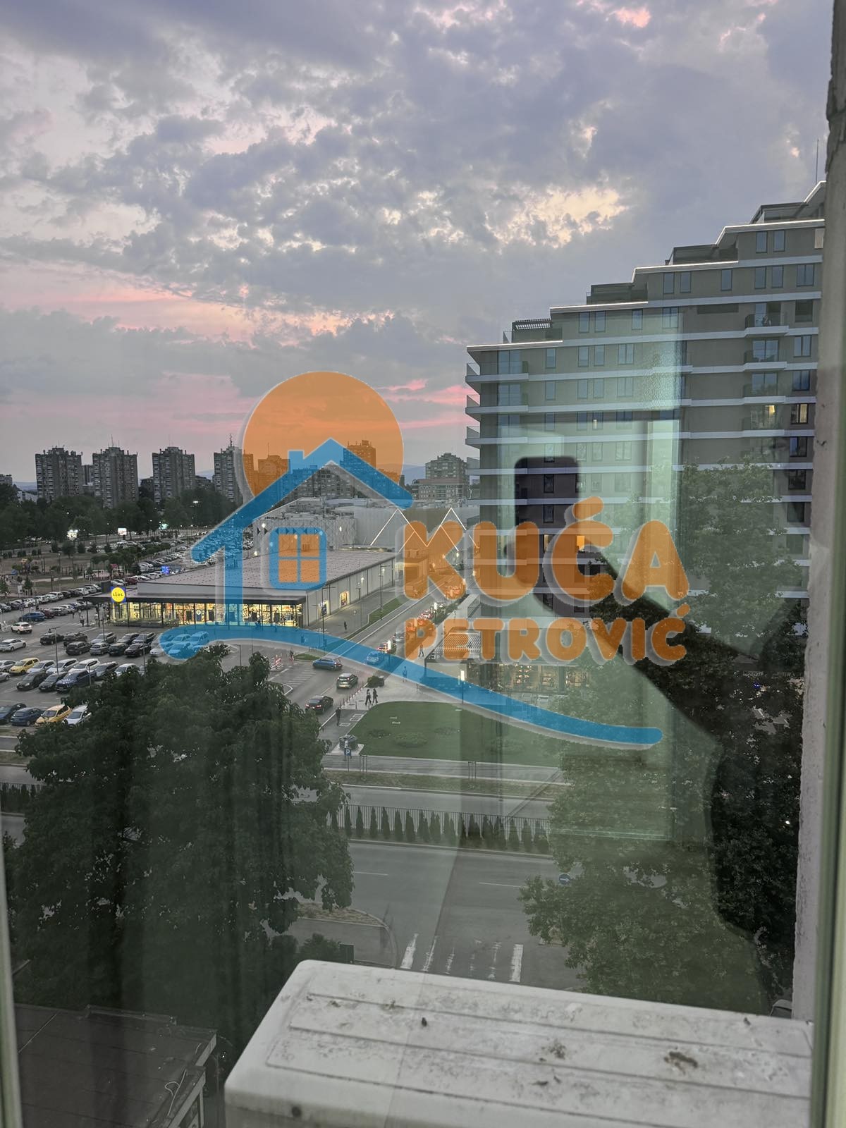 Dvosoban stan, 62 m2, Bulevar Nemanjića, Blagoja Parovića ID: i-014325 6