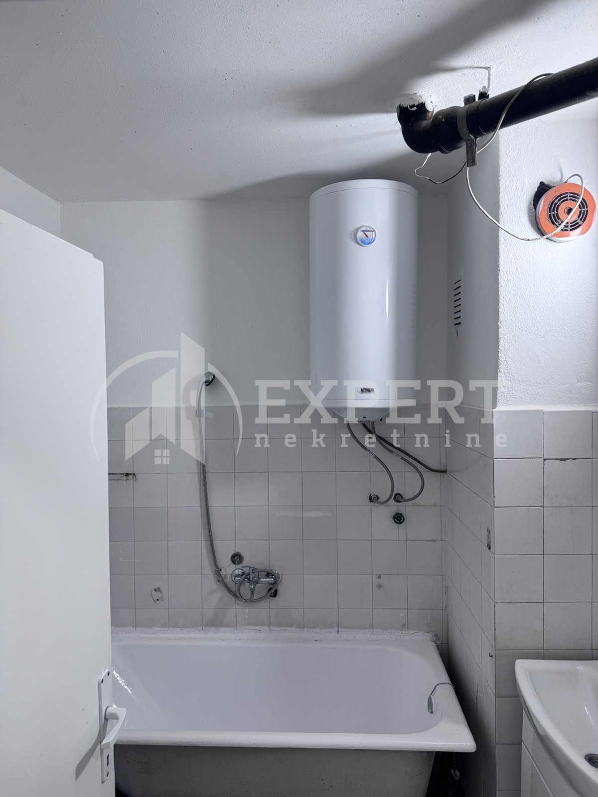 Dvosoban stan, 62 m2, Bulevar Nemanjića, Blagoja Parovića ID: i-014325 10