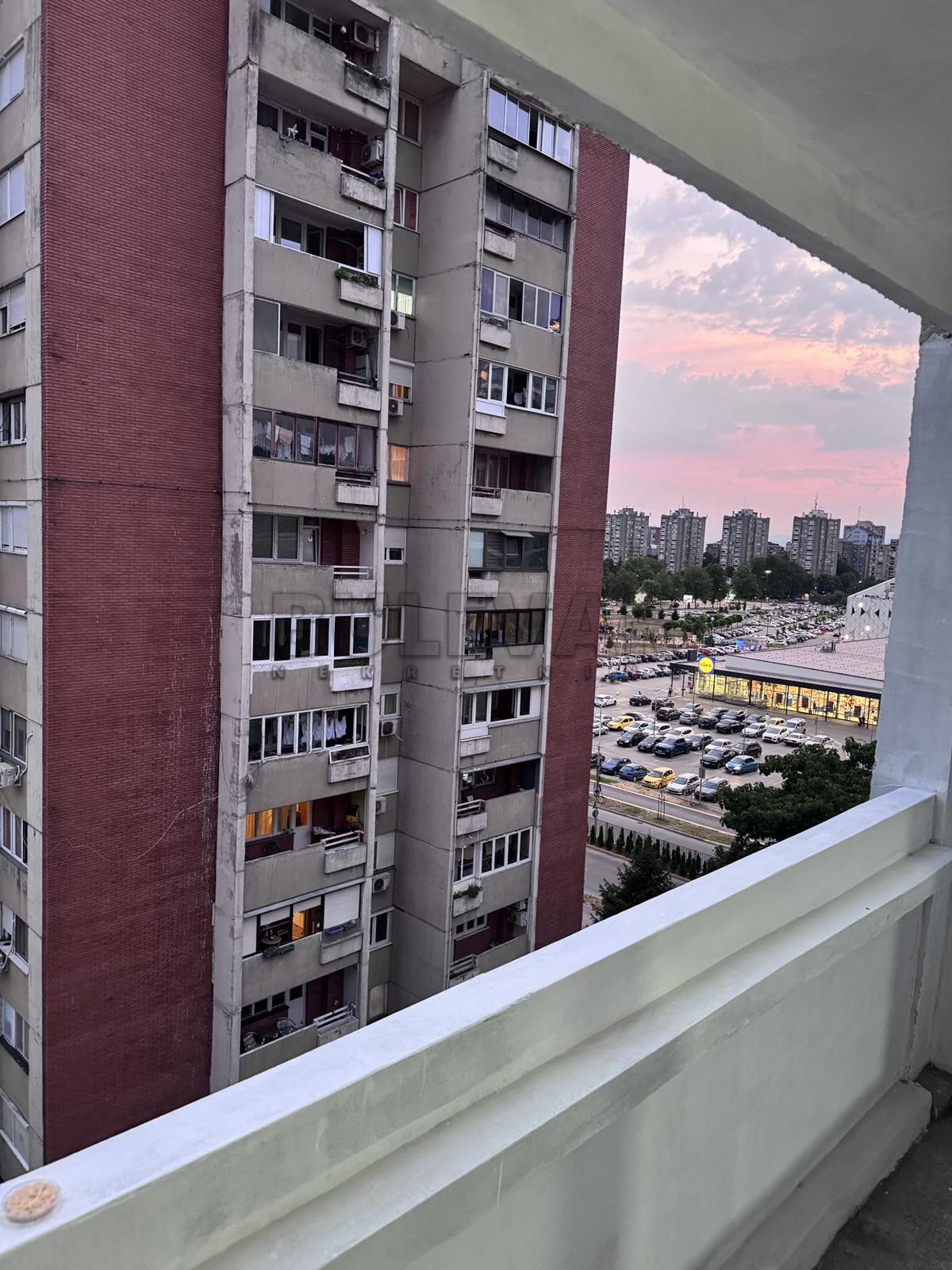 Dvosoban stan, 62 m2, Bulevar Nemanjića, Blagoja Parovića ID: i-014325 11
