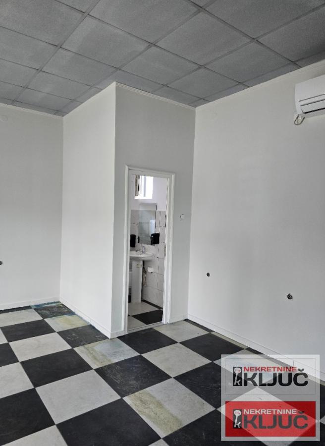 SAJLOVO IZDAJU SE VIŠENAMENSKI POSLOVNI PROSTORI 9