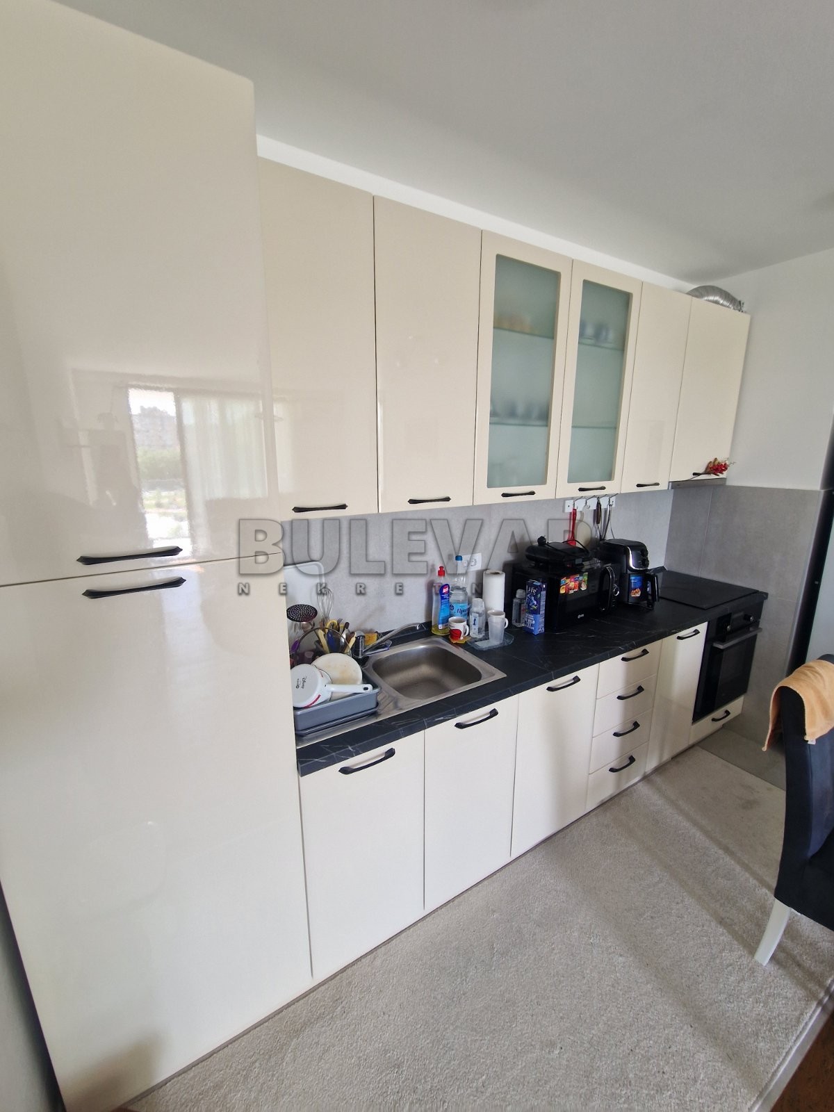 Trosoban stan, 81 m2, Bulevar Nemanjića, Blagoja Parovića ID: p-014324 5