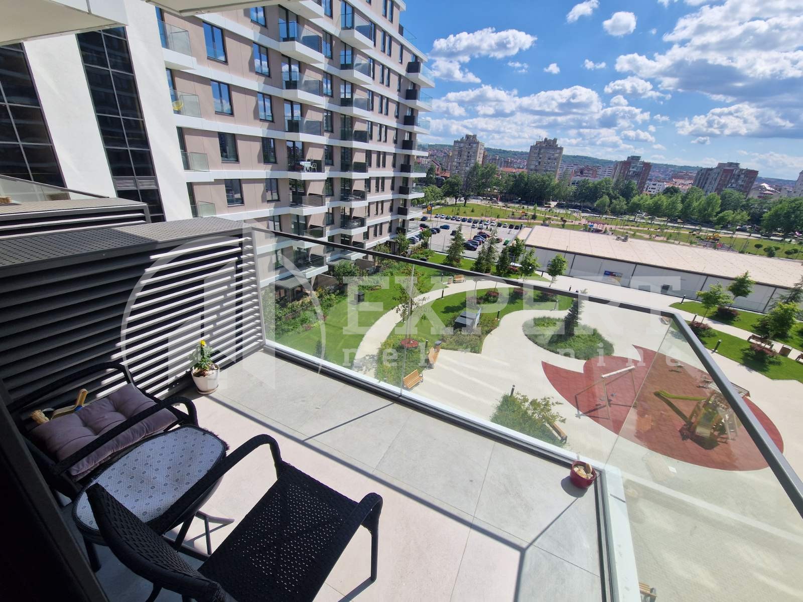 Trosoban stan, 81 m2, Bulevar Nemanjića, Blagoja Parovića ID: p-014324 14