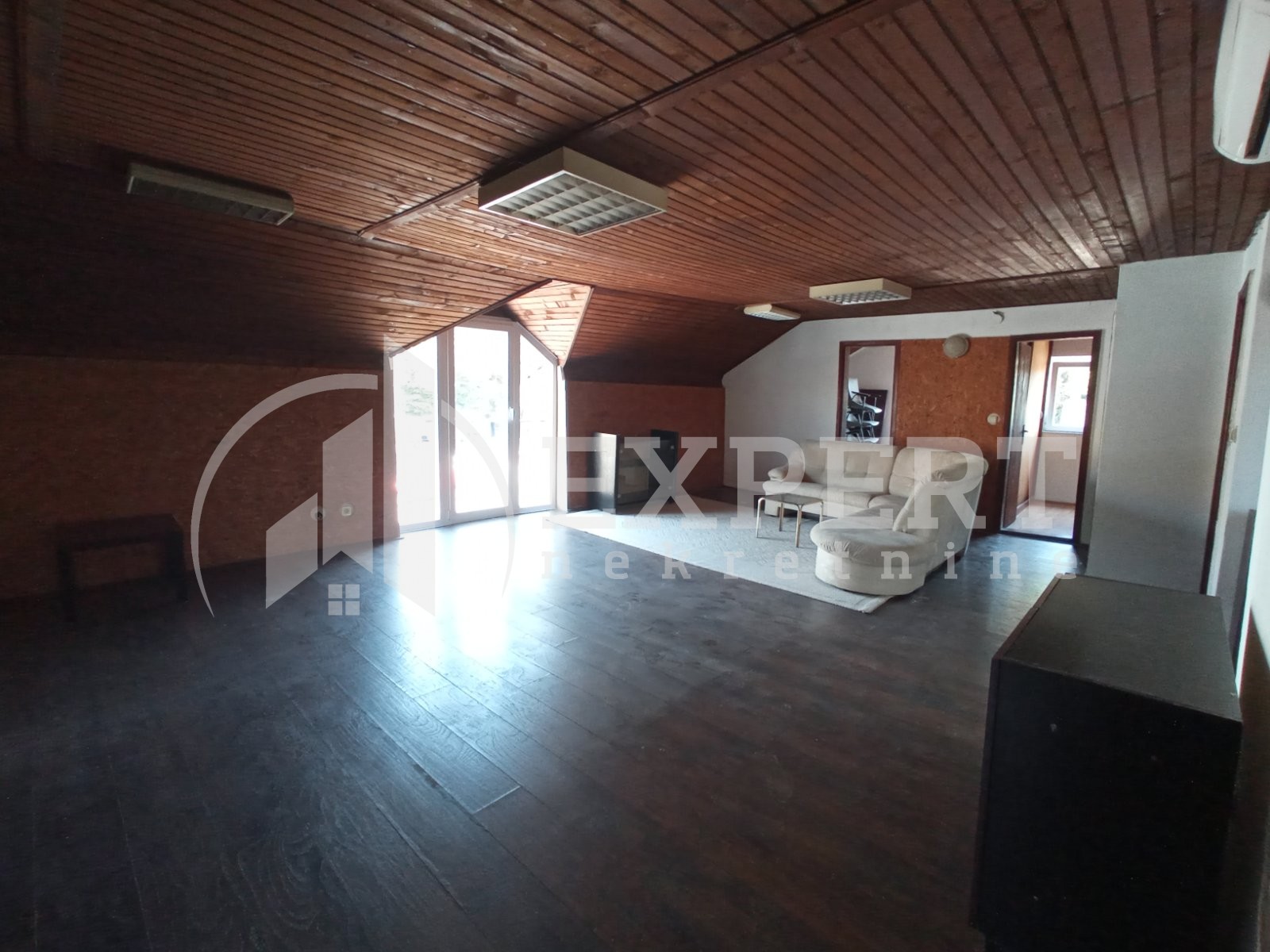 Trosoban stan, 80 m2, Ćele kula, Bulevar svetog cara ID: i-014328 3