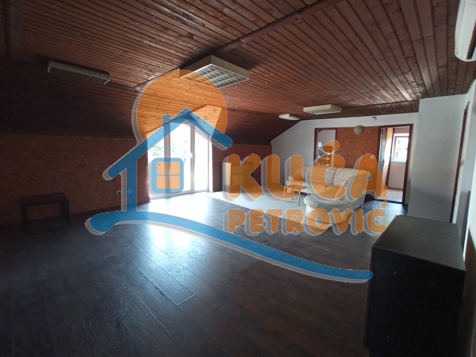 Trosoban stan, 80 m2, Ćele kula, Bulevar svetog cara ID: i-014328 3
