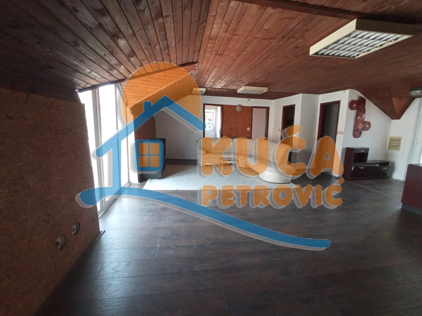 Trosoban stan, 80 m2, Ćele kula, Bulevar svetog cara ID: i-014328 4