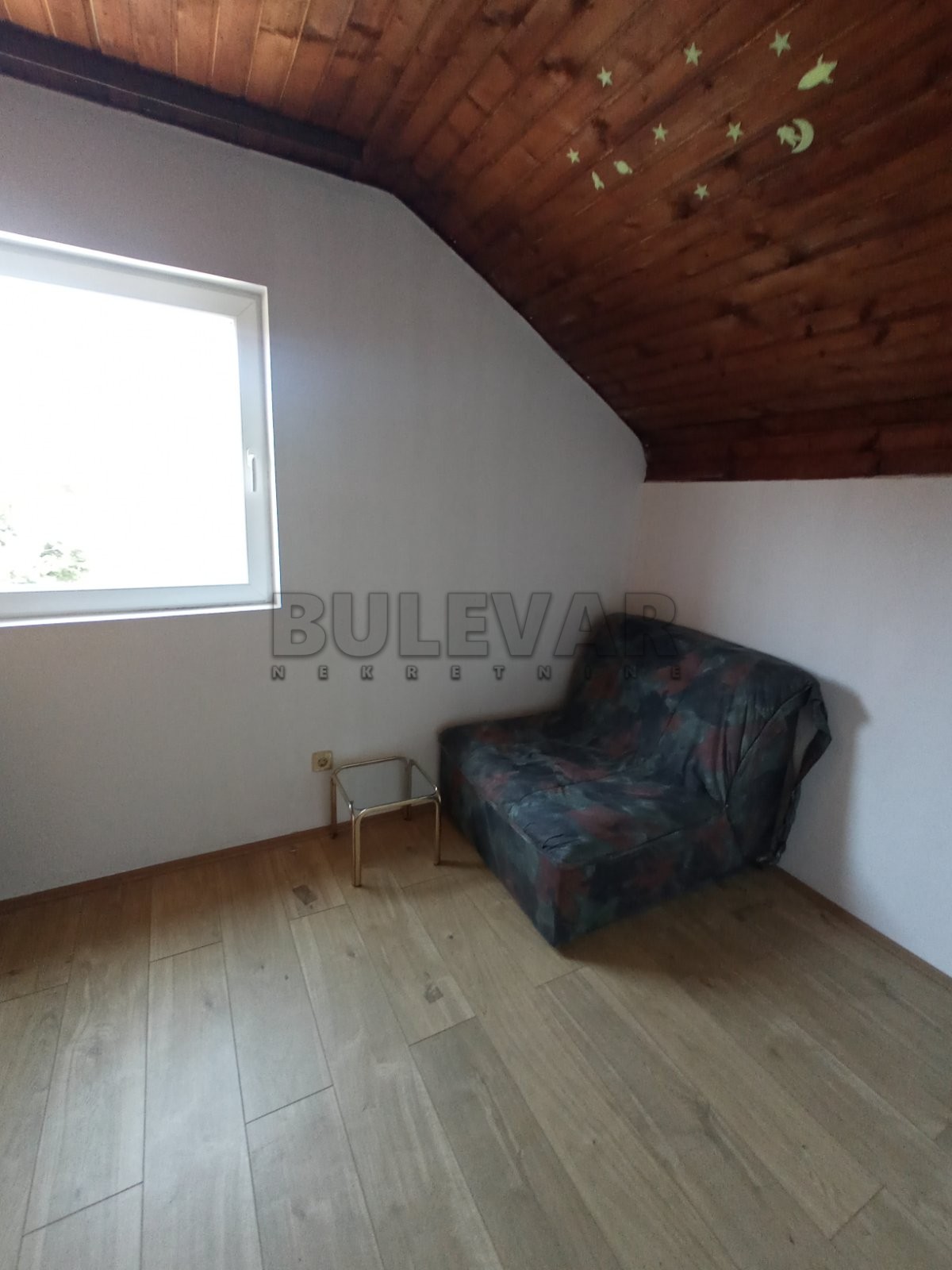 Trosoban stan, 80 m2, Ćele kula, Bulevar svetog cara ID: i-014328 7
