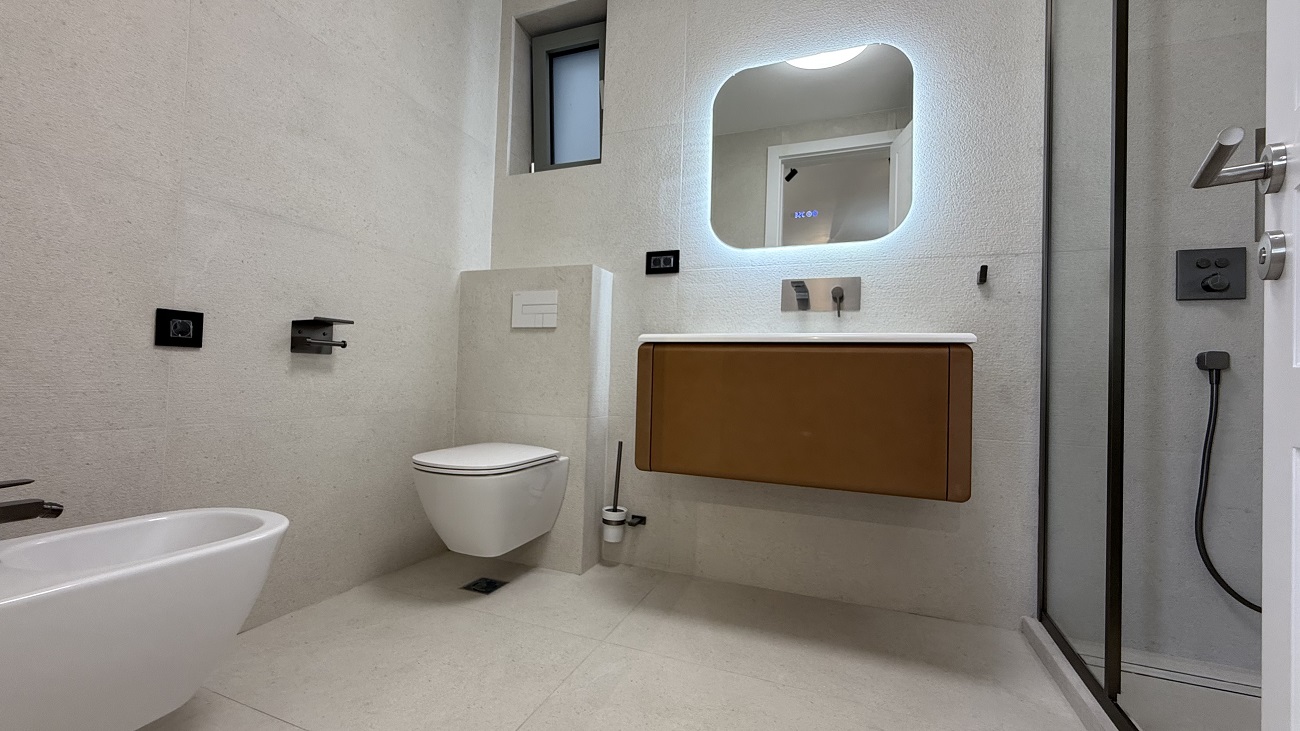 Luks 2 0 stan kod Kalenić pijace  Sredačka  65m2 4