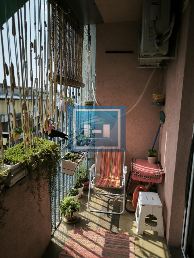 Na prodaju prostran stan u samom centru Ćuprije 12