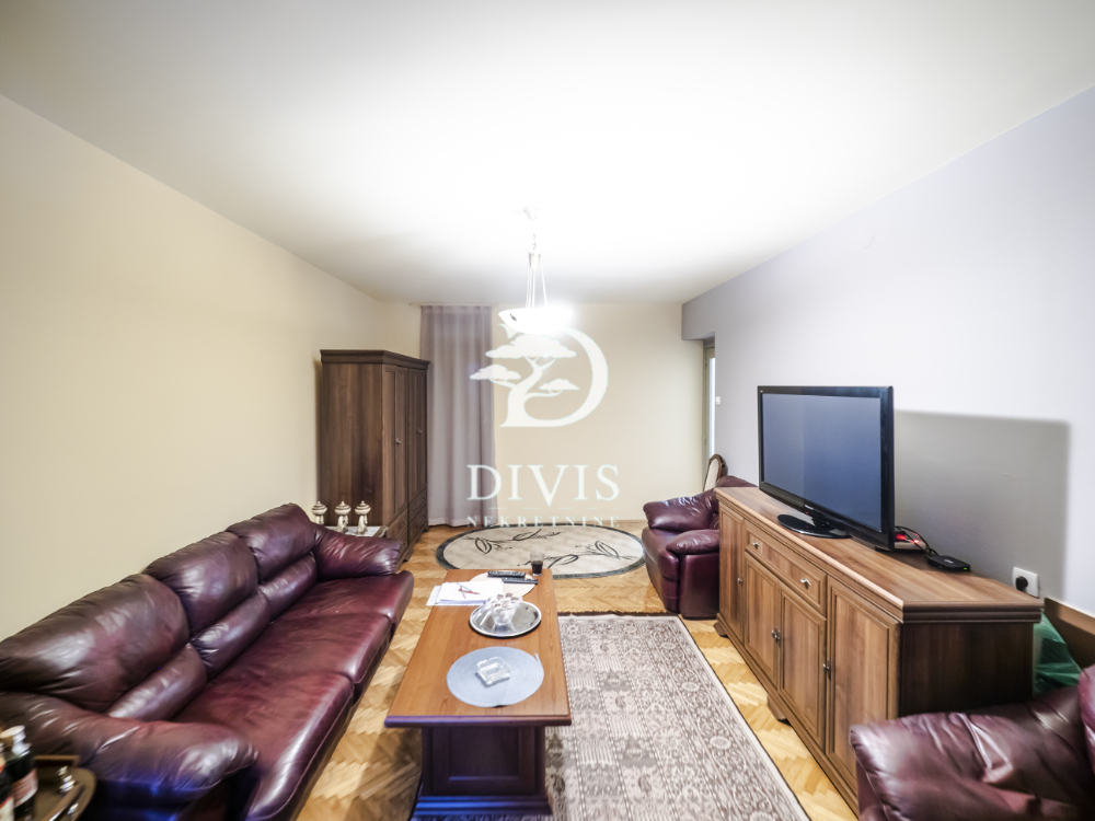 Prodajemo odličan 4 0 stan  104m2  Čingrijina kod Gradske bolnice 1