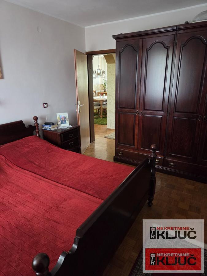 SOMBORSKI BULEVAR, 83m2, Trosoban, Fasadna cigla 10