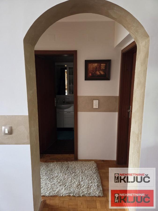 SOMBORSKI BULEVAR, 83m2, Trosoban, Fasadna cigla 17