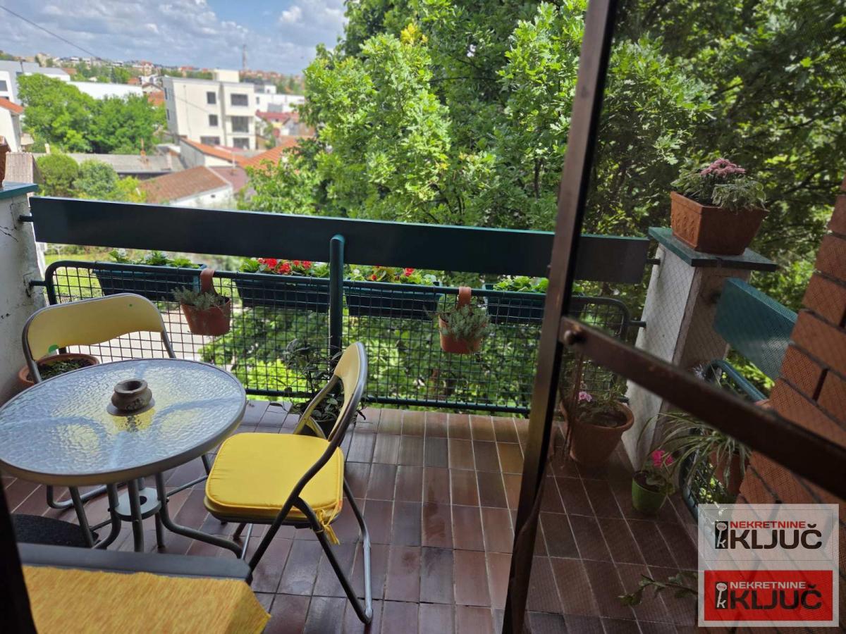 SOMBORSKI BULEVAR, 83m2, Trosoban, Fasadna cigla 18