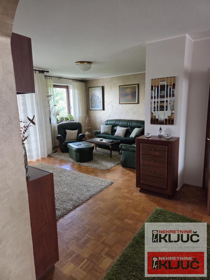 SOMBORSKI BULEVAR, 83m2, Trosoban, Fasadna cigla 2