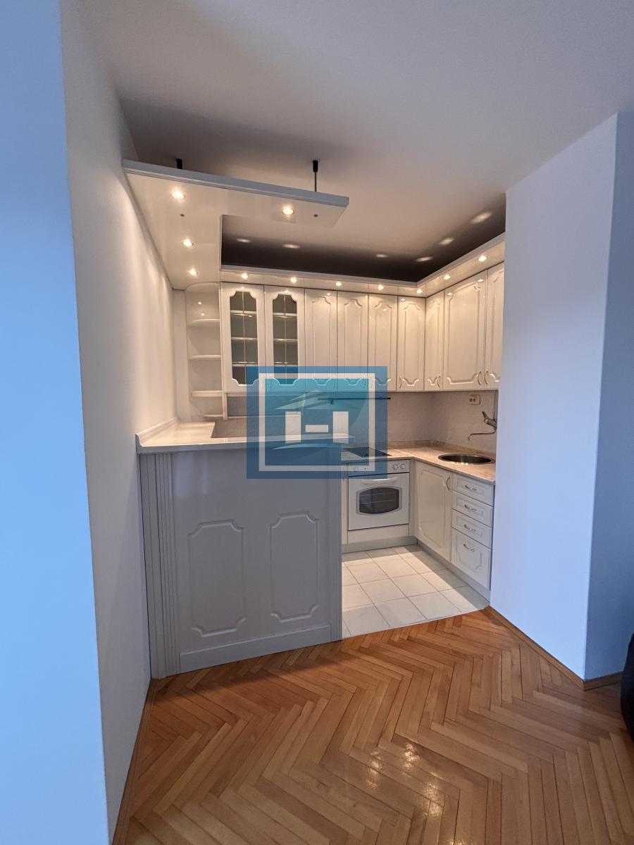 Stan na Sarinoj medji - blizu Akva parka 2