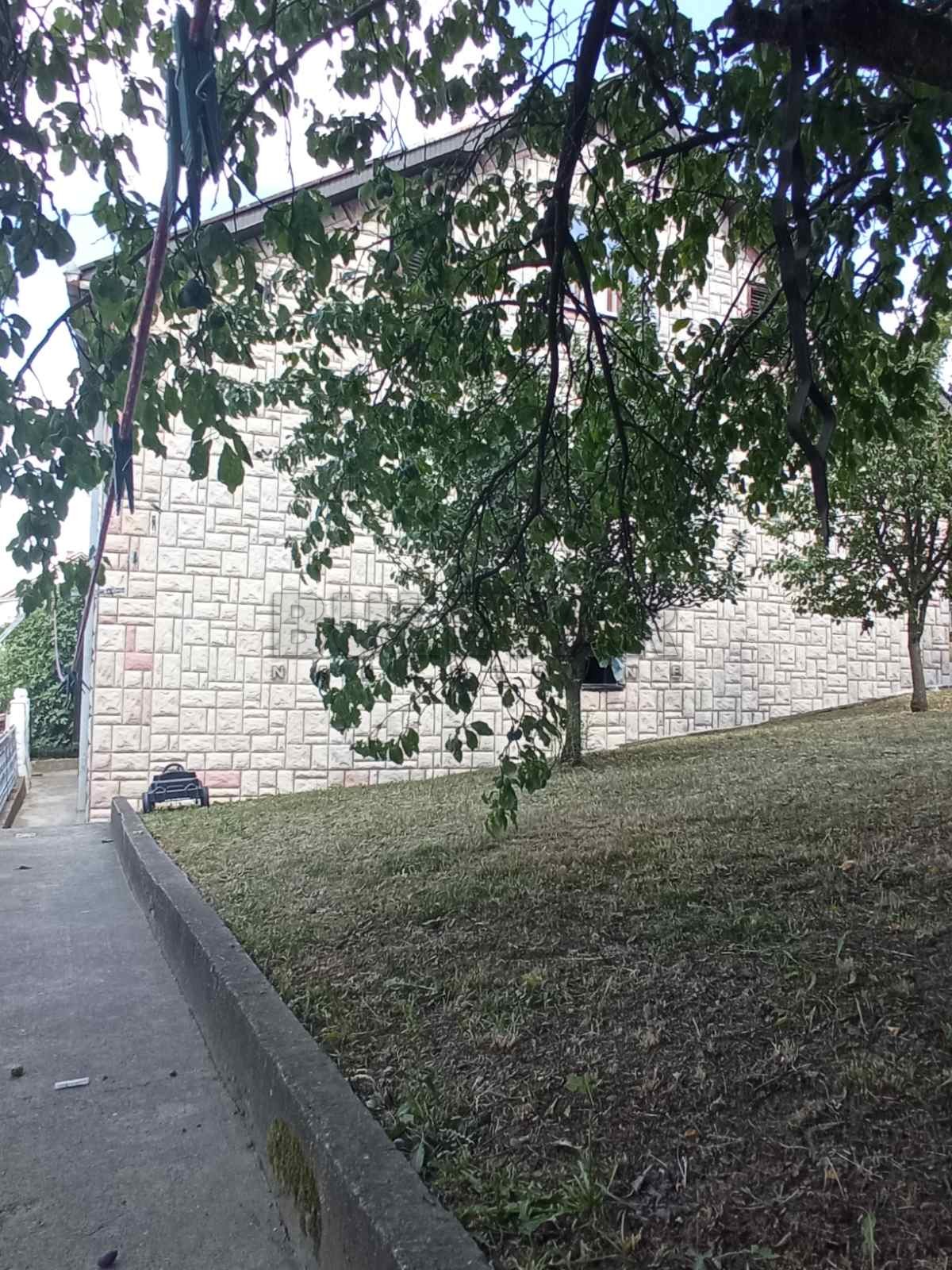 četvorosobna kuća, 314 m2, Bresnica, Luja Adamiča ID: p-014298 11