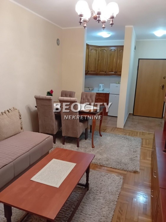 Dvosoban stan, 36 m2, Grbavica, Lasla Gala ID: 120263 1