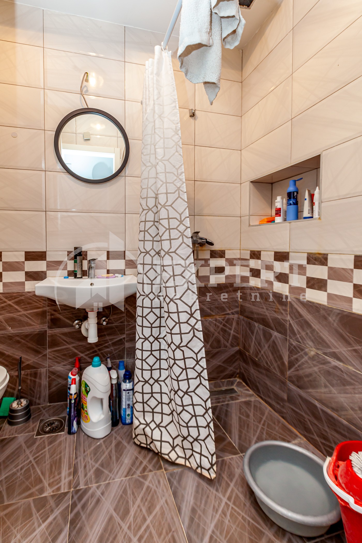 Dvosoban stan, 75 m2, Pantelej, Kruševska ID: p-014311 5