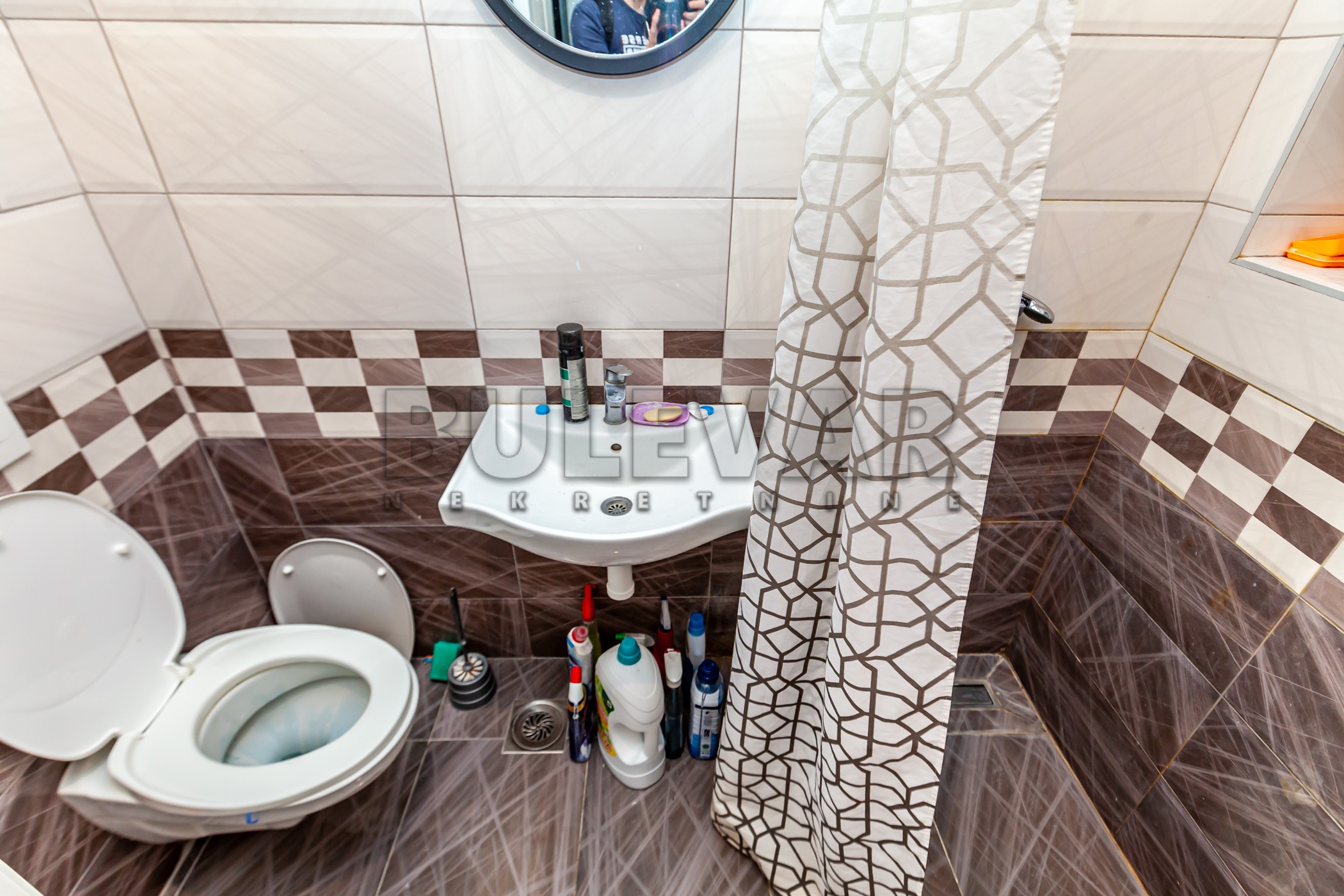 Dvosoban stan, 75 m2, Pantelej, Kruševska ID: p-014311 6