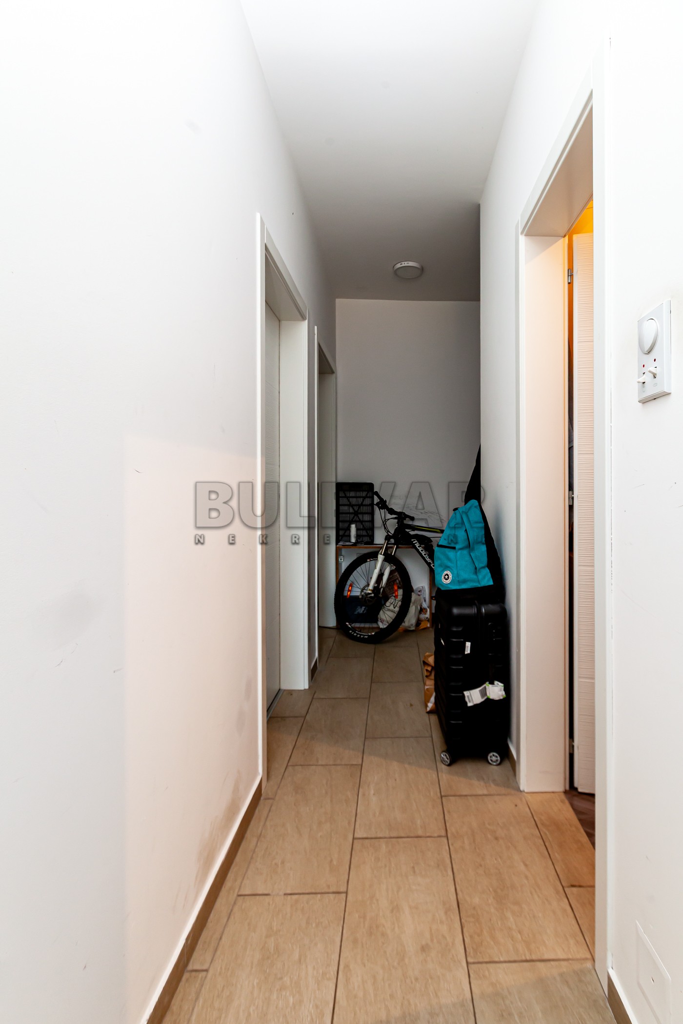 Dvosoban stan, 75 m2, Pantelej, Kruševska ID: p-014311 4