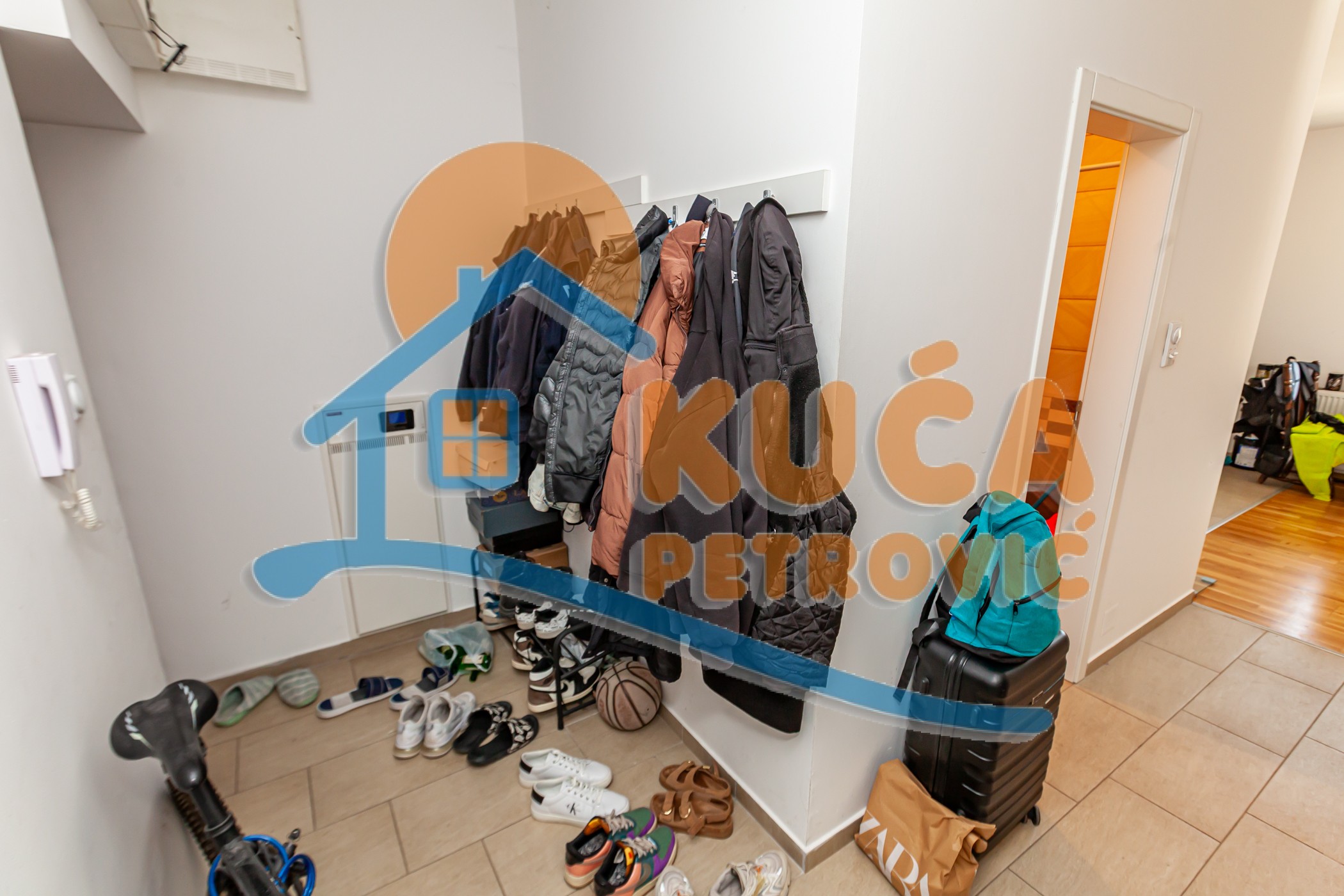 Dvosoban stan, 75 m2, Pantelej, Kruševska ID: p-014311 11