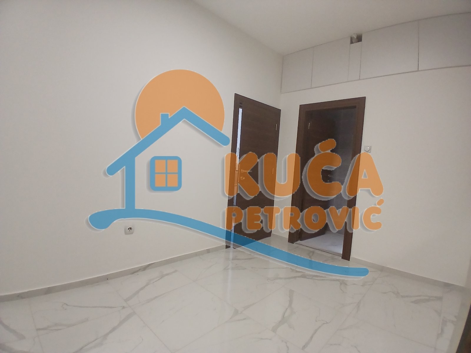 Lokal, 44 m2, Durlan, Milana Blagojevića ID: i-014369 2